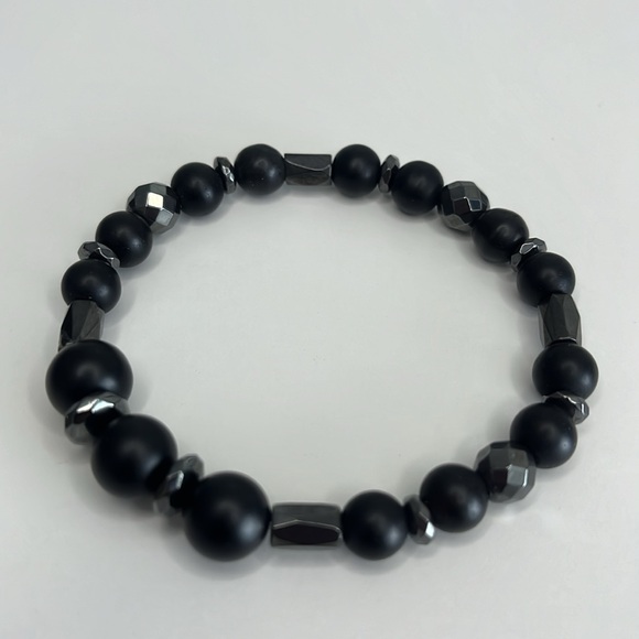 Handmade One of a Kind Black & Silver Beads Bracelet - Picture 2 of 3